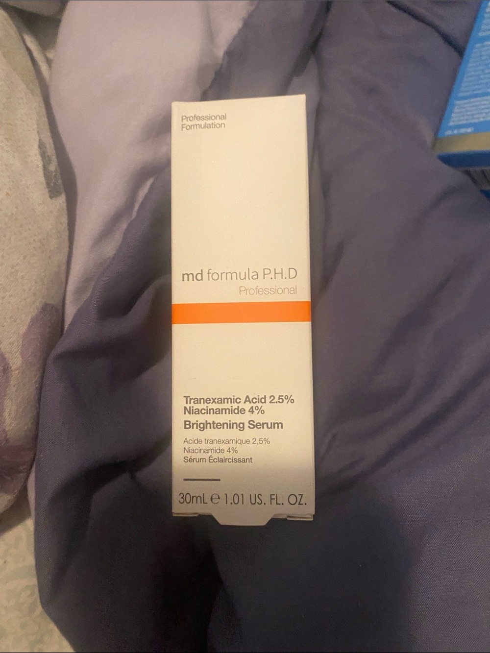 Brightening Serum – White/Orange